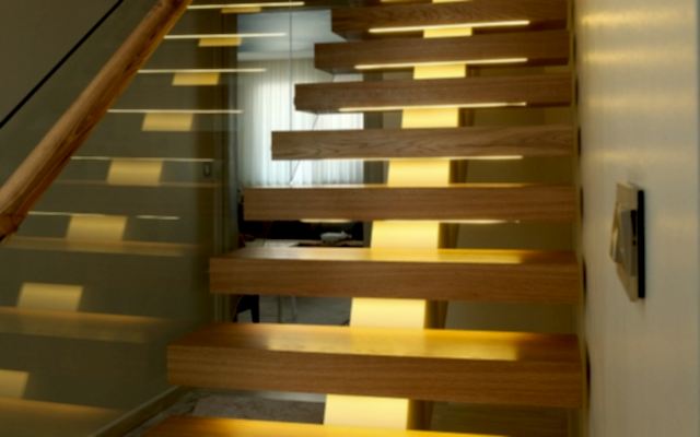 İzmir Merdiven Fiyatları 2026 | Güncel Merdiven Maliyetleri ve Etkenler