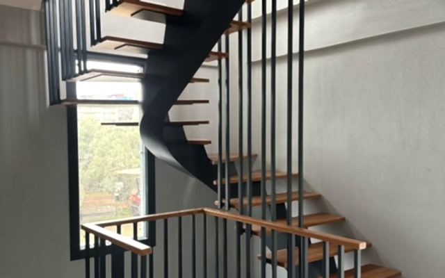 Urla Merdiven Firmaları & Fiyatları | Modern Villa ve Dubleks Çözümleri