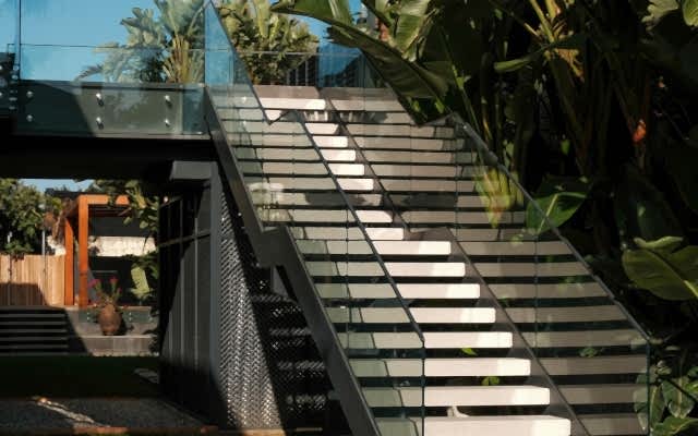 Menderes Merdiven Firmaları & Fiyatları | Villa ve Site Projeleri İçin Dayanıklı Sistemler