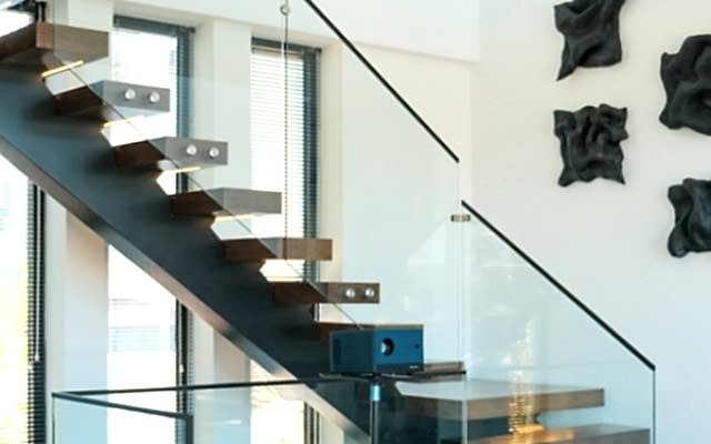 İzmir Metal Merdiven Firmaları & Fiyatları | Modern, Güçlü ve Uzun Ömürlü