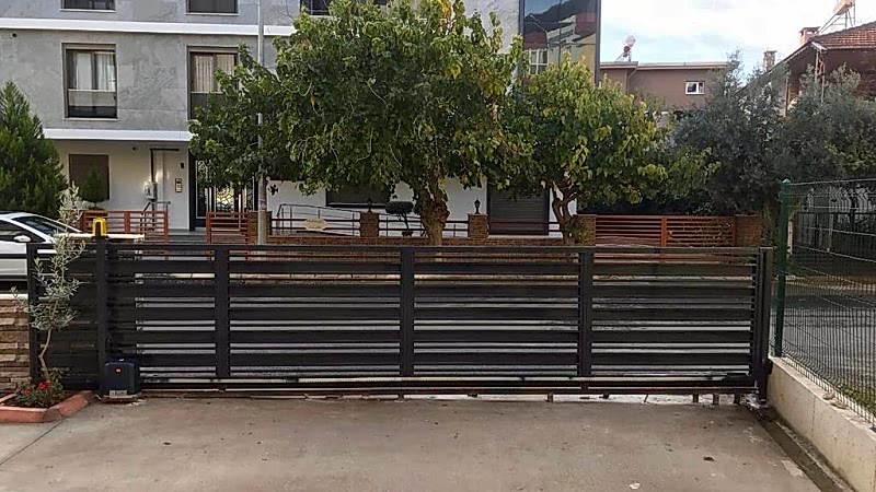 Garaj ve Yaya Kapıları