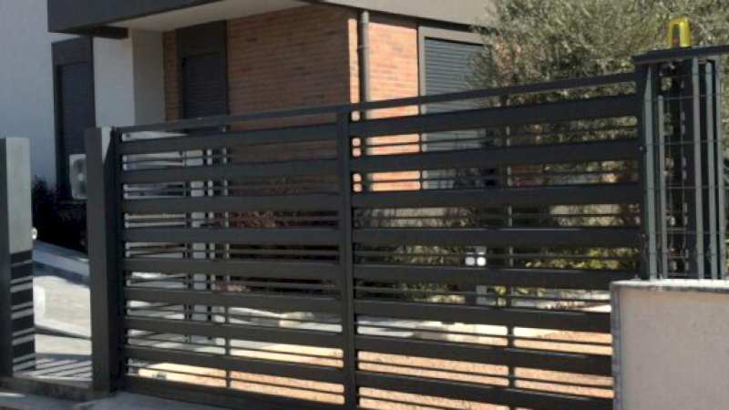 Garaj ve Yaya Kapıları