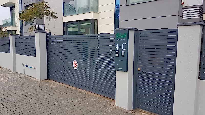 Garaj ve Yaya Kapıları