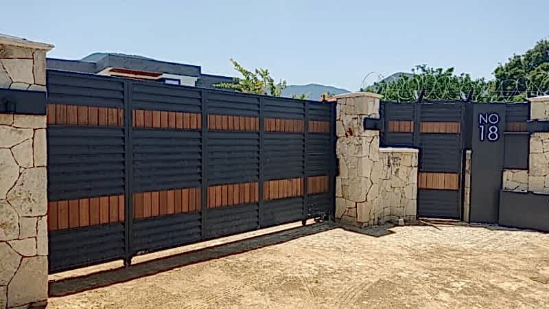 Garaj ve Yaya Kapıları