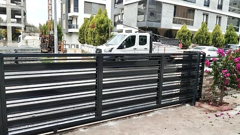 Garaj ve Yaya Kapıları