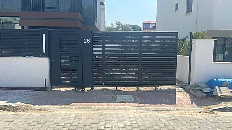 Garaj ve Yaya Kapıları